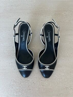 CHANEL Vintage Black & White Slingback Heels